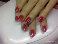 Piros karácsonyi gyöngysór